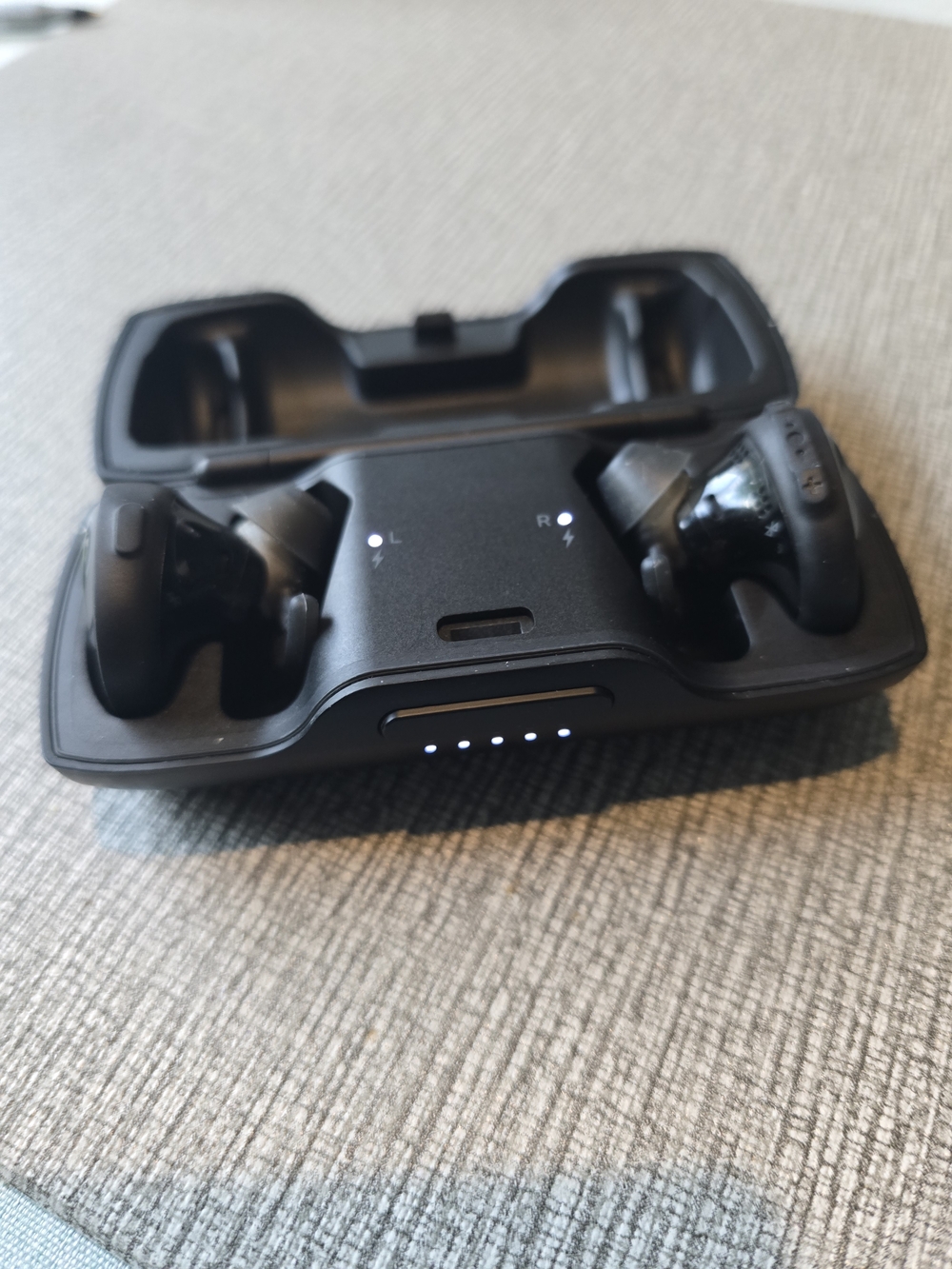 Bose Sound Sport Free Wireless Earbuds (Not Pairing)